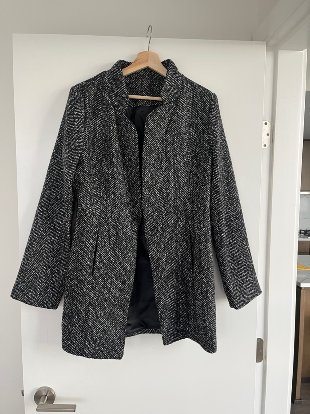 Womens Black & White Tweed Coat